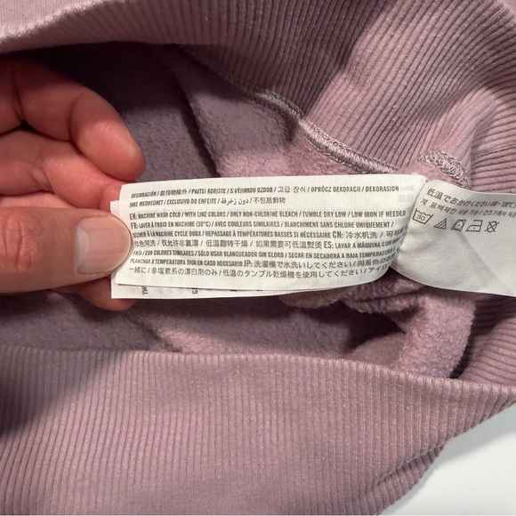 Hollister Womens Light Purple Crewneck Sweatshirt Size XS - Picture 7 of 12